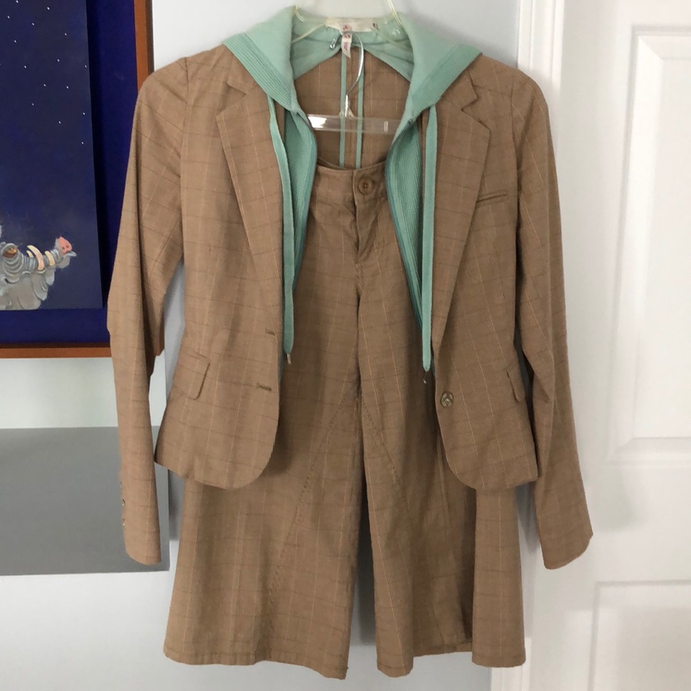 Women’s two piece suite by Joie